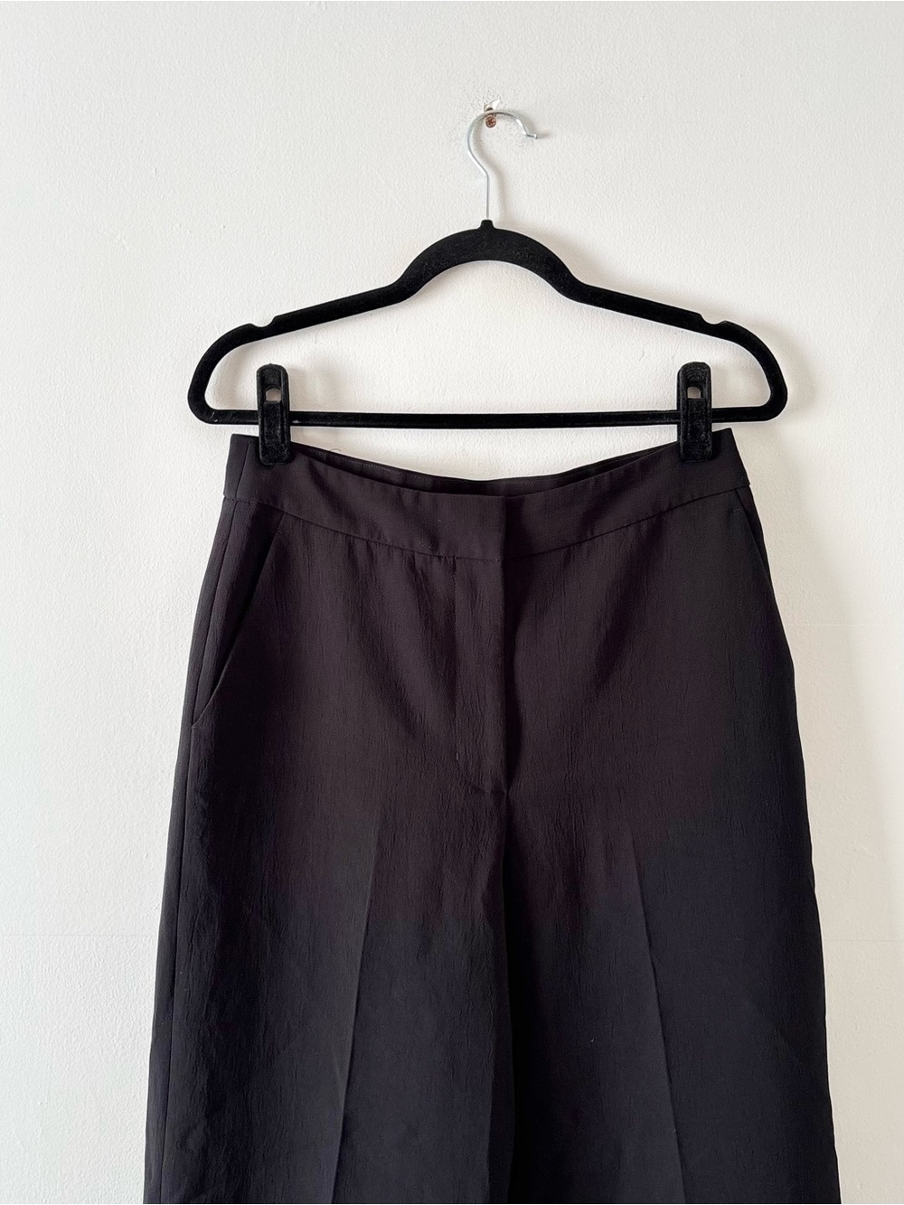 Aritzia The Limitless Pant Crepette Classic Fit Trouser Elastic Back Waist Black - Picture 5 of 11